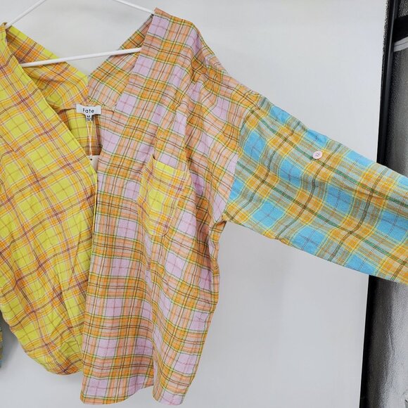 NWT Fate Women's Multicolor Button Front V Neck Plaid Long Sleeve Shirt Medium - Picture 6 of 11